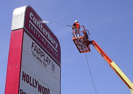 sign cleaning